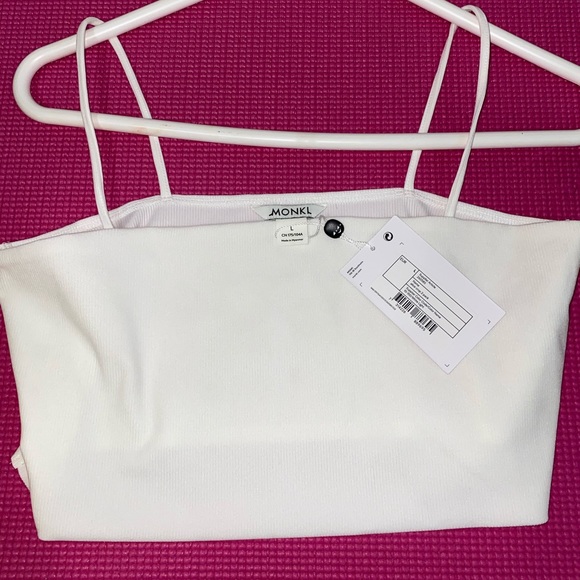 Monki Alice crop cami tank in white… - Picture 1 of 3